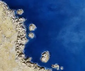 AGUA Y PIEDRA